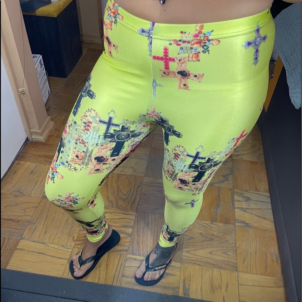 Women’s Leggings size Small